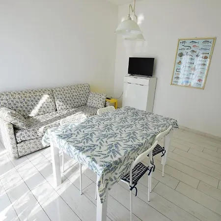 Colombo Apartment, Fronte Spiaggia San Vincenzo Buitenkant foto